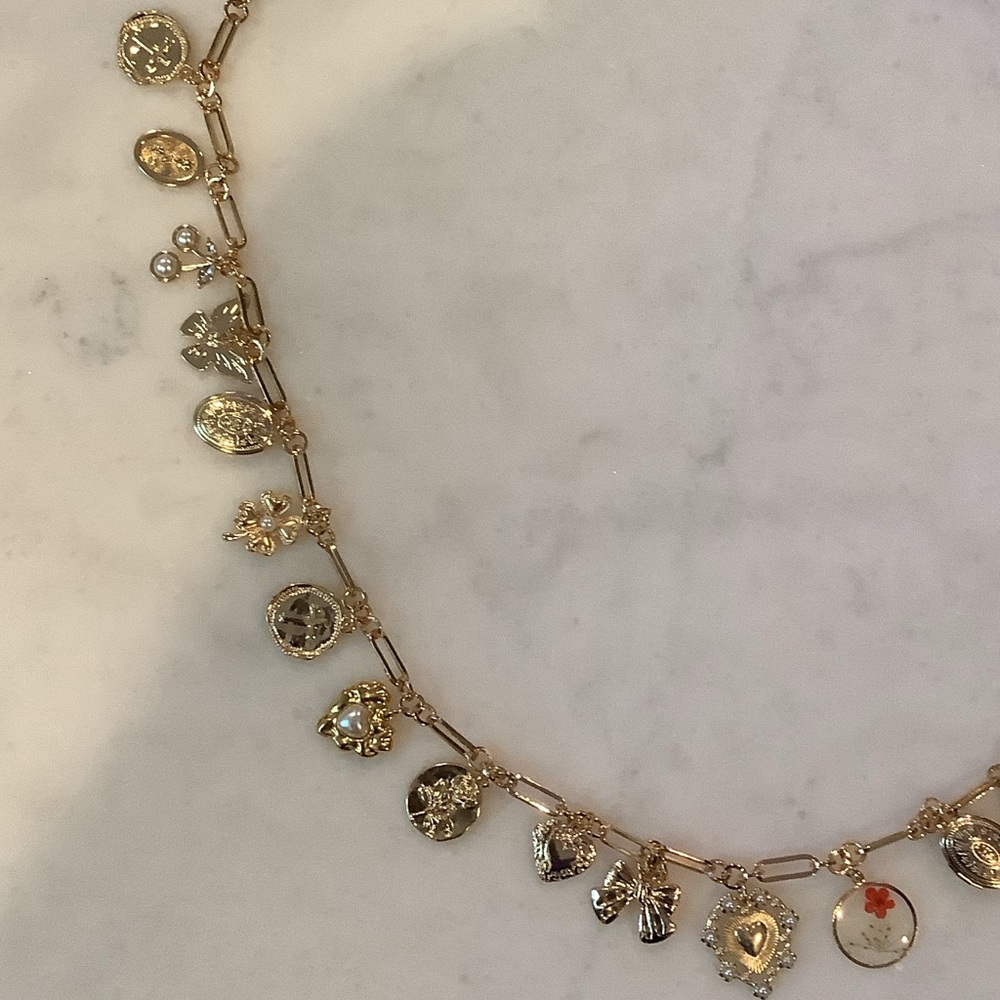 nOir Jewelry Gold Plated Waist Belt with Charms in Intricate Detail, Brand New - Picture 3 of 4